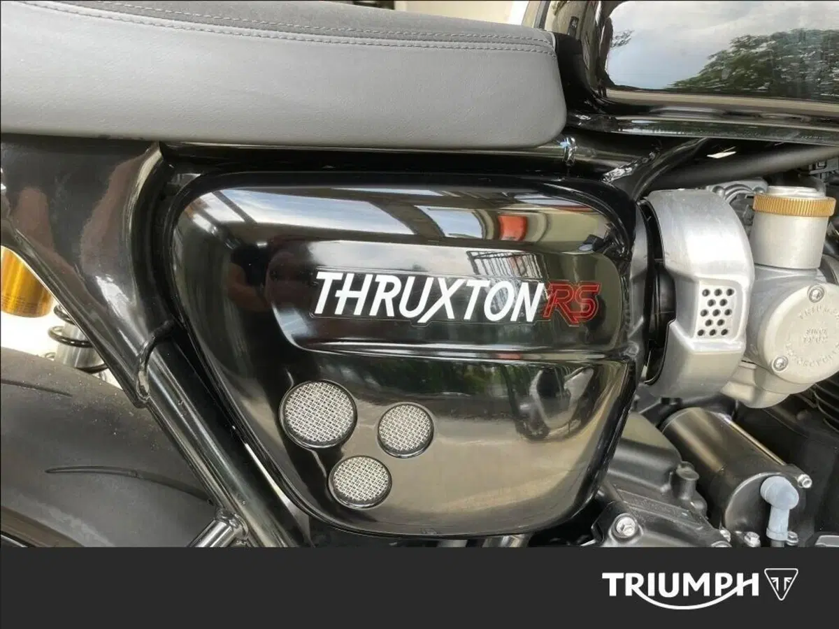 Triumph Thruxton RS (2020 - 25) (8)