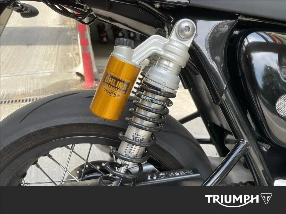 Triumph Thruxton RS (2020 - 25) (11)