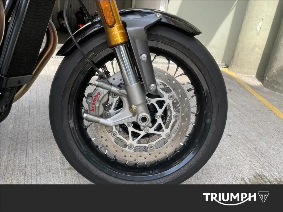 Triumph Thruxton RS (2020 - 25) (10)