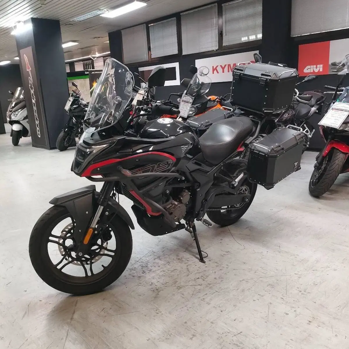 Voge Valico 300DS (2021 - 24) (7)