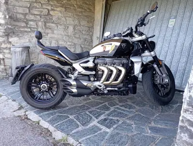 Triumph Rocket 3 R Chrome Edition (2023) usata