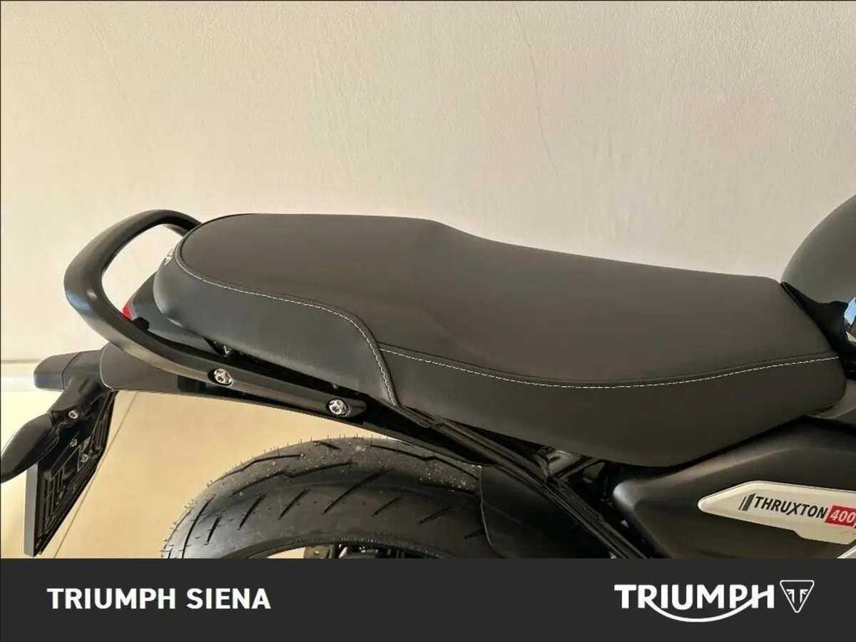 Triumph Thruxton 400 (2026) (7)