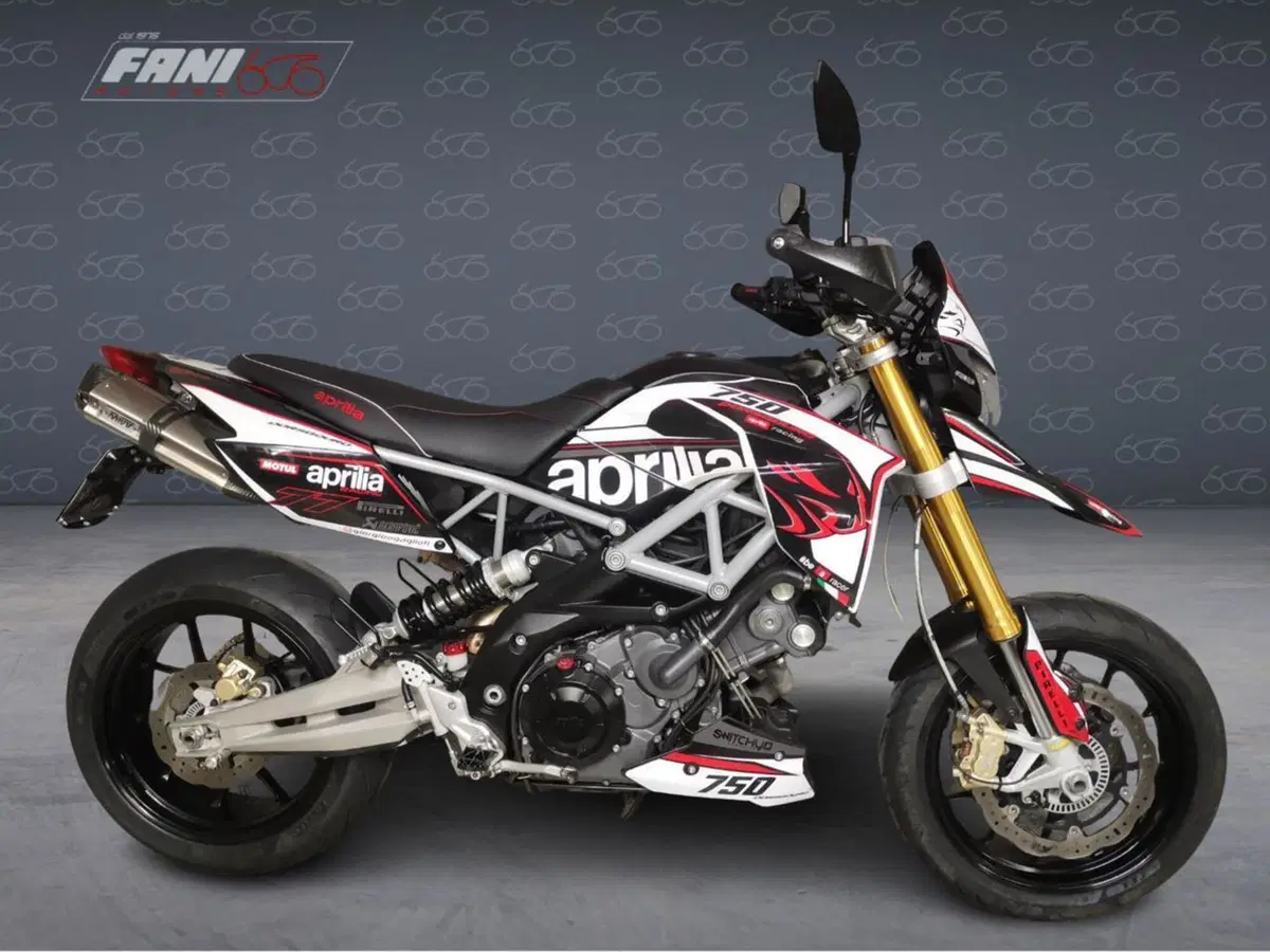 Aprilia Dorsoduro 750 ABS (2009 - 17)