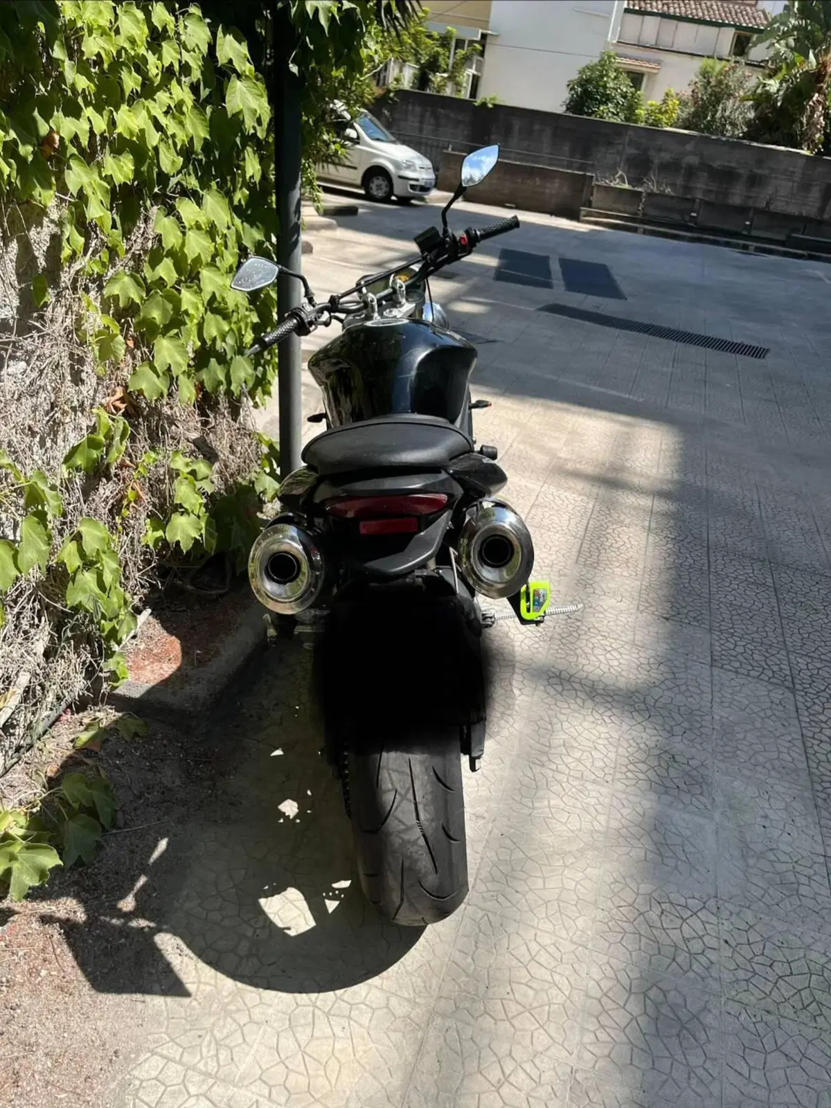 Triumph Street Triple (2007 - 12) (4)