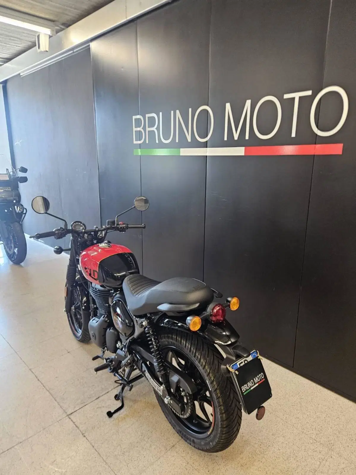 Royal Enfield HNTR 350 (2022 - 26) (6)