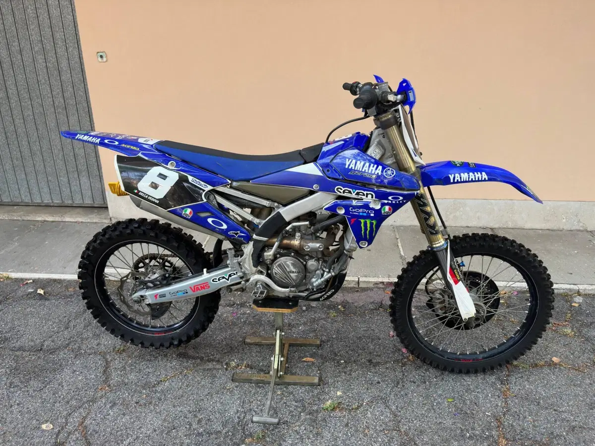 Yamaha YZ 250 (2015) (2)