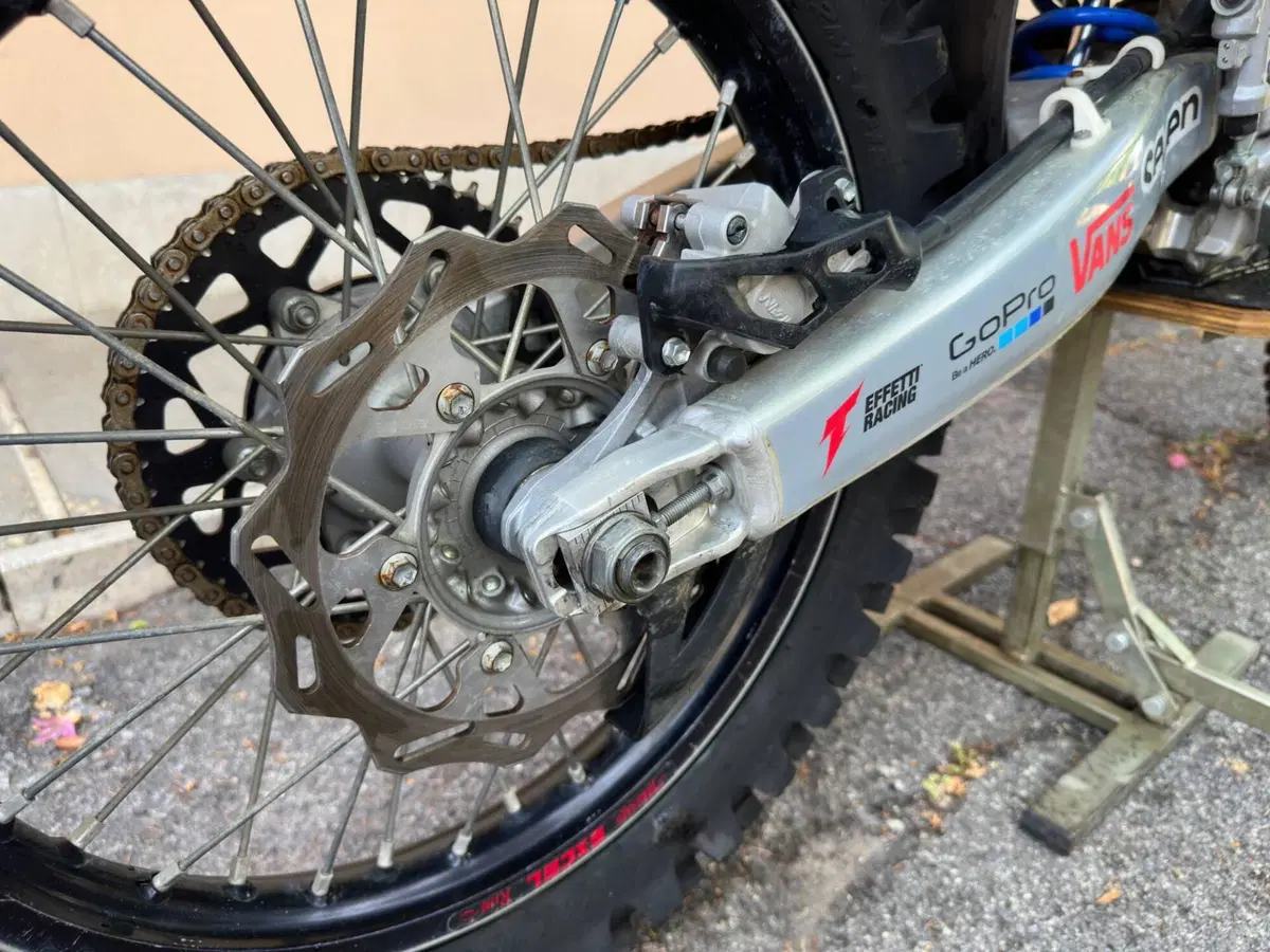 Yamaha YZ 250 (2015) (8)