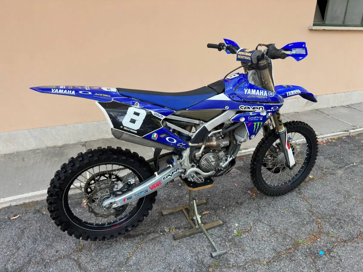 Yamaha YZ 250 (2015) (9)