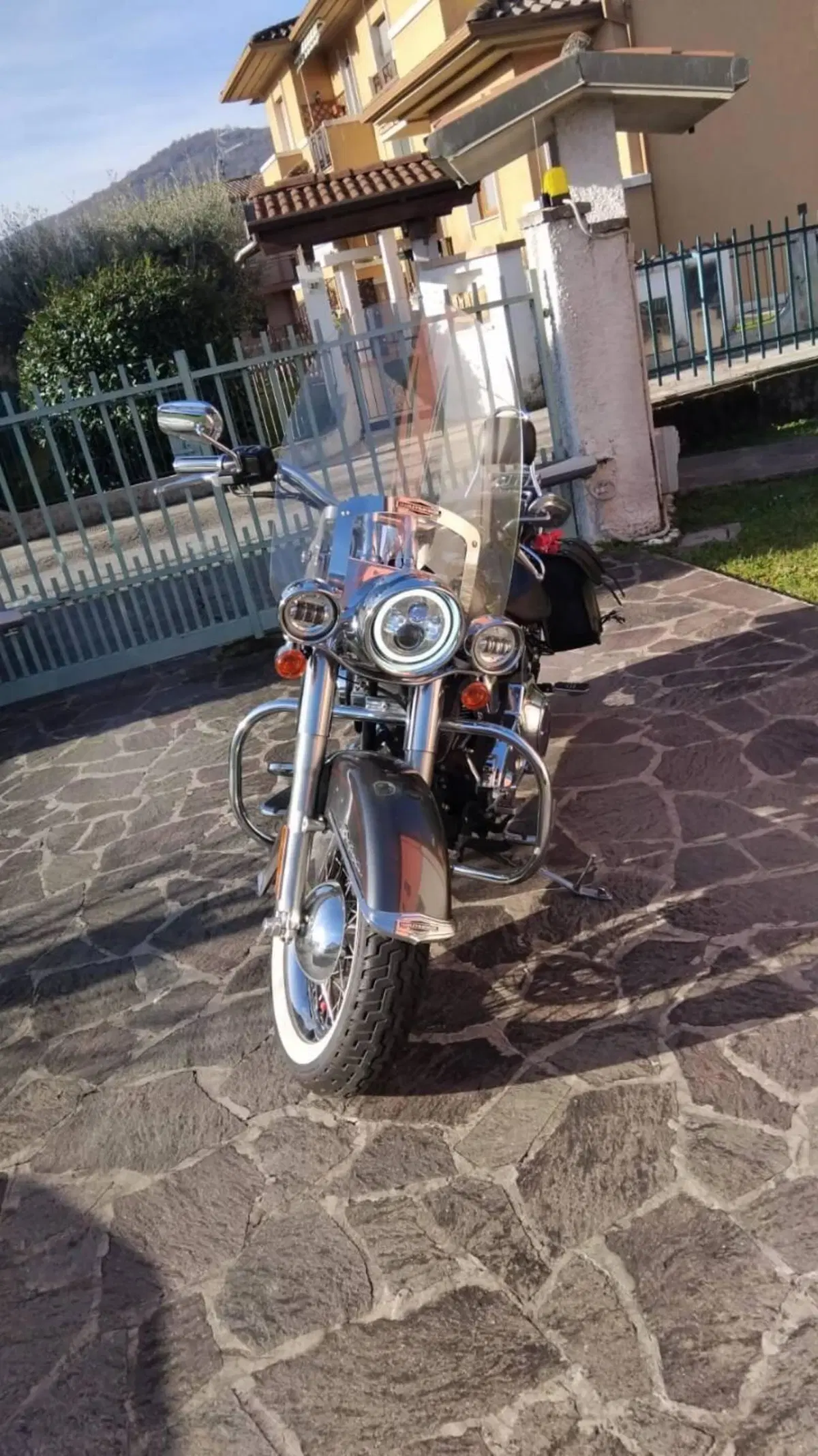 Harley-Davidson 1450 Deluxe (2005 - 06) - FLSTNI (6)
