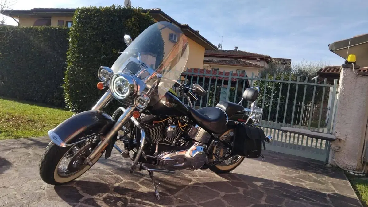 Harley-Davidson 1450 Deluxe (2005 - 06) - FLSTNI (8)