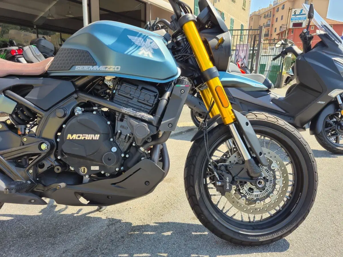 Moto Morini SEIEMMEZZO SCR (2022 - 26) (12)