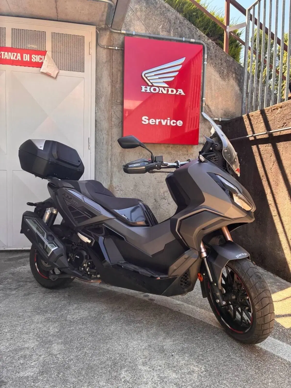 Honda ADV 350 (2022 - 24)