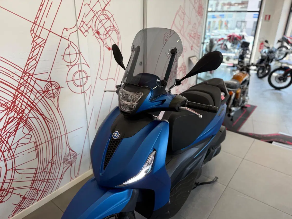 Piaggio Beverly 310 S (2025 - 26) (14)