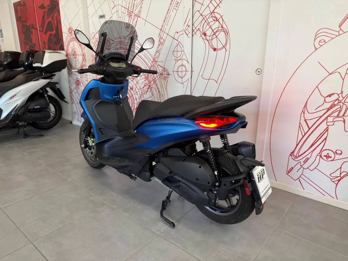 Piaggio Beverly 310 S (2025 - 26) (6)