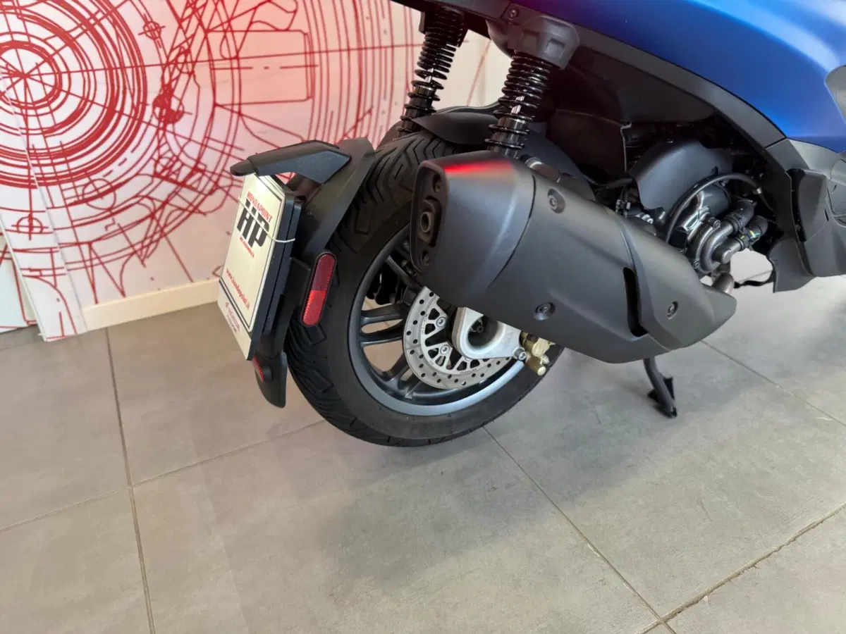 Piaggio Beverly 310 S (2025 - 26) (11)