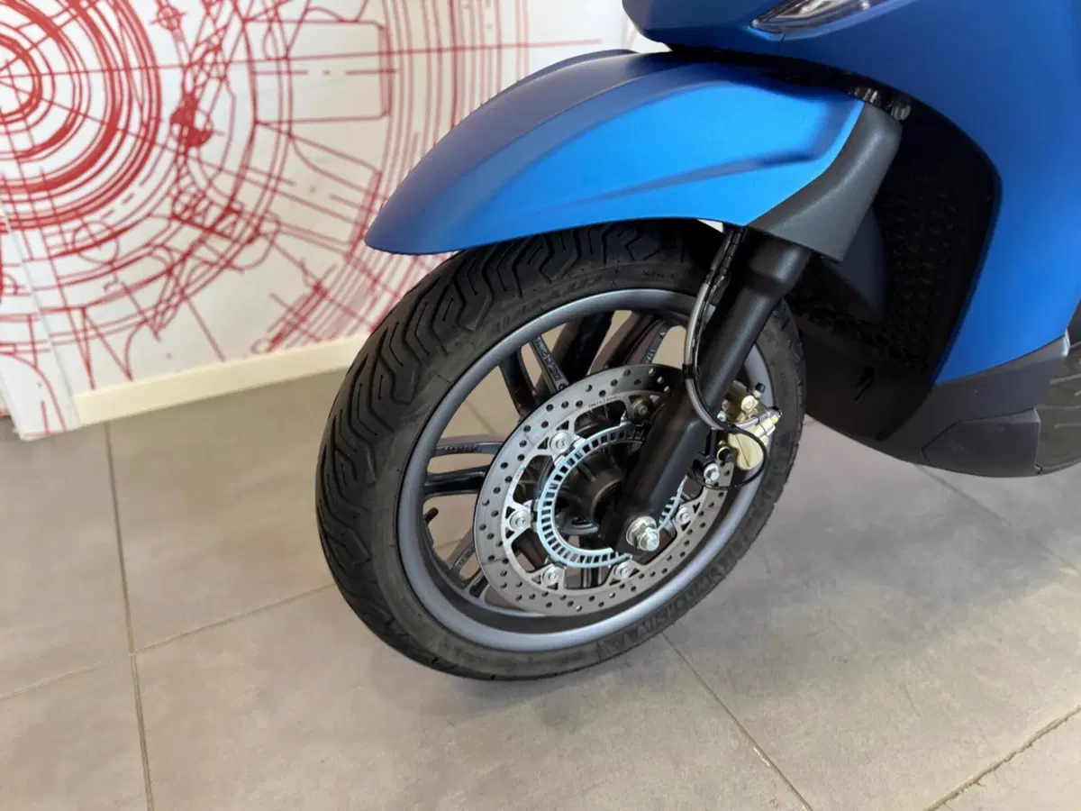 Piaggio Beverly 310 S (2025 - 26) (13)