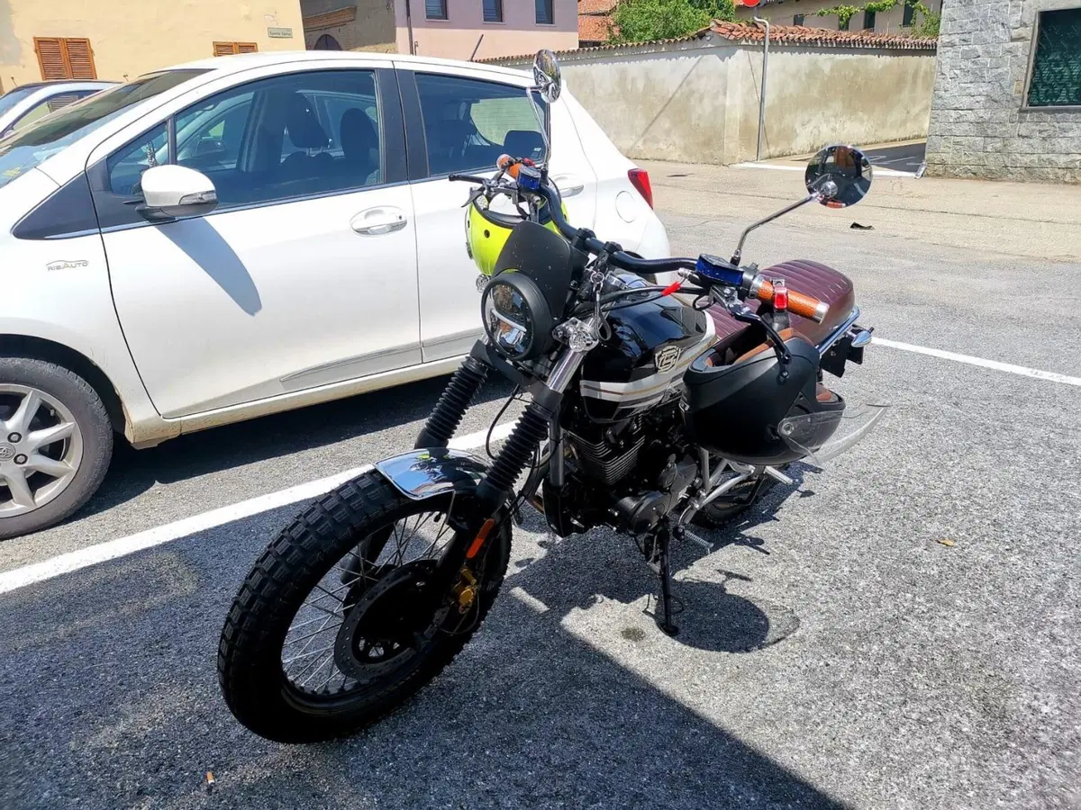 Brixton Motorcycles BX 125 X Scrambler EFI ABS (2019) (3)