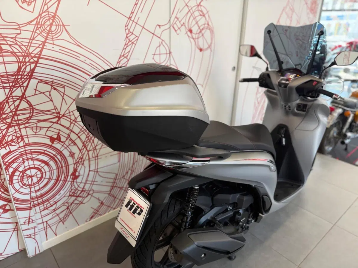 Honda SH 350 Sport (2021 - 24) (12)