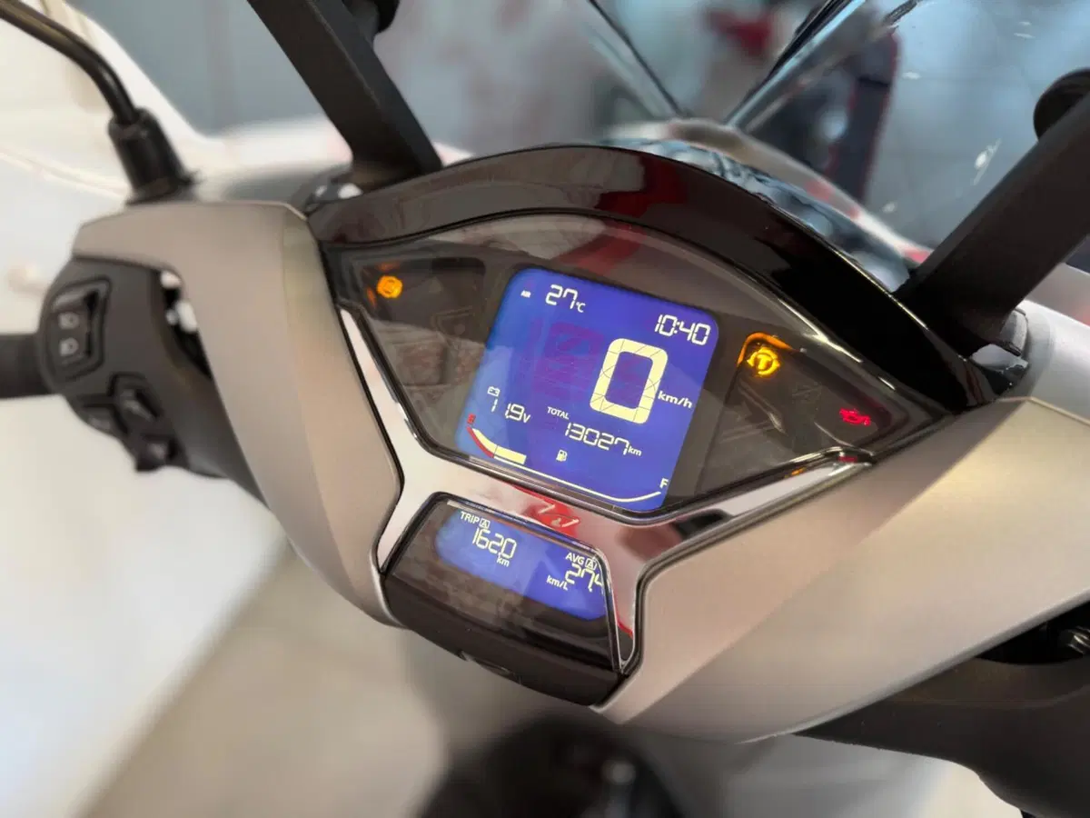 Honda SH 350 Sport (2021 - 24) (7)