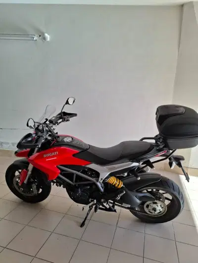 Ducati Hyperstrada 821 (2013 - 15) usata