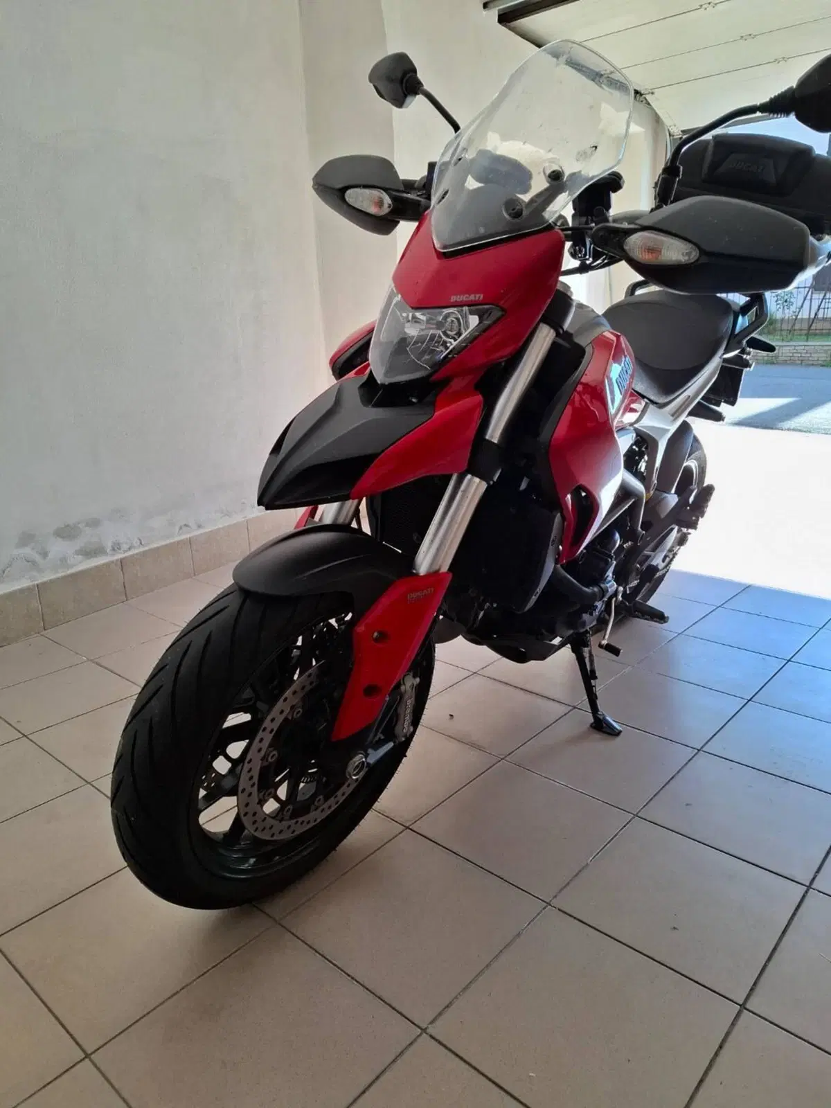 Ducati Hyperstrada 821 (2013 - 15) (6)