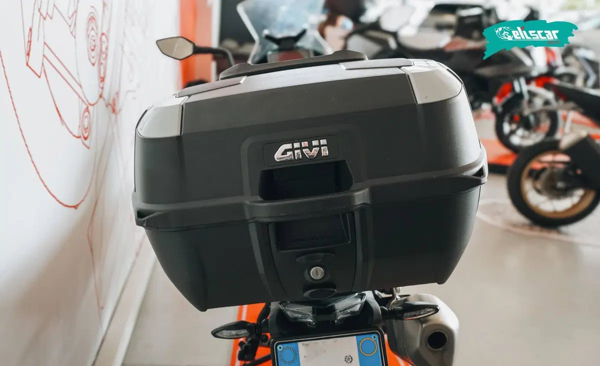 KTM 890 Adventure (2021) (10)