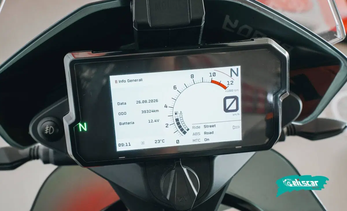 KTM 890 Adventure (2021) (6)