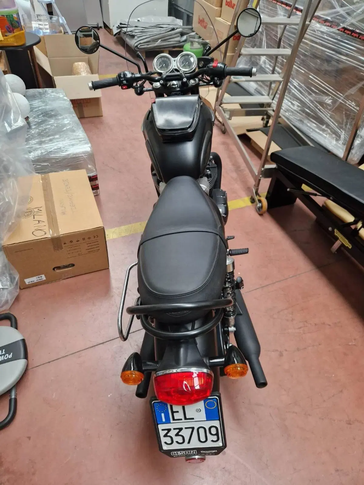 Triumph Bonneville T100 Black (2017 - 20) (3)