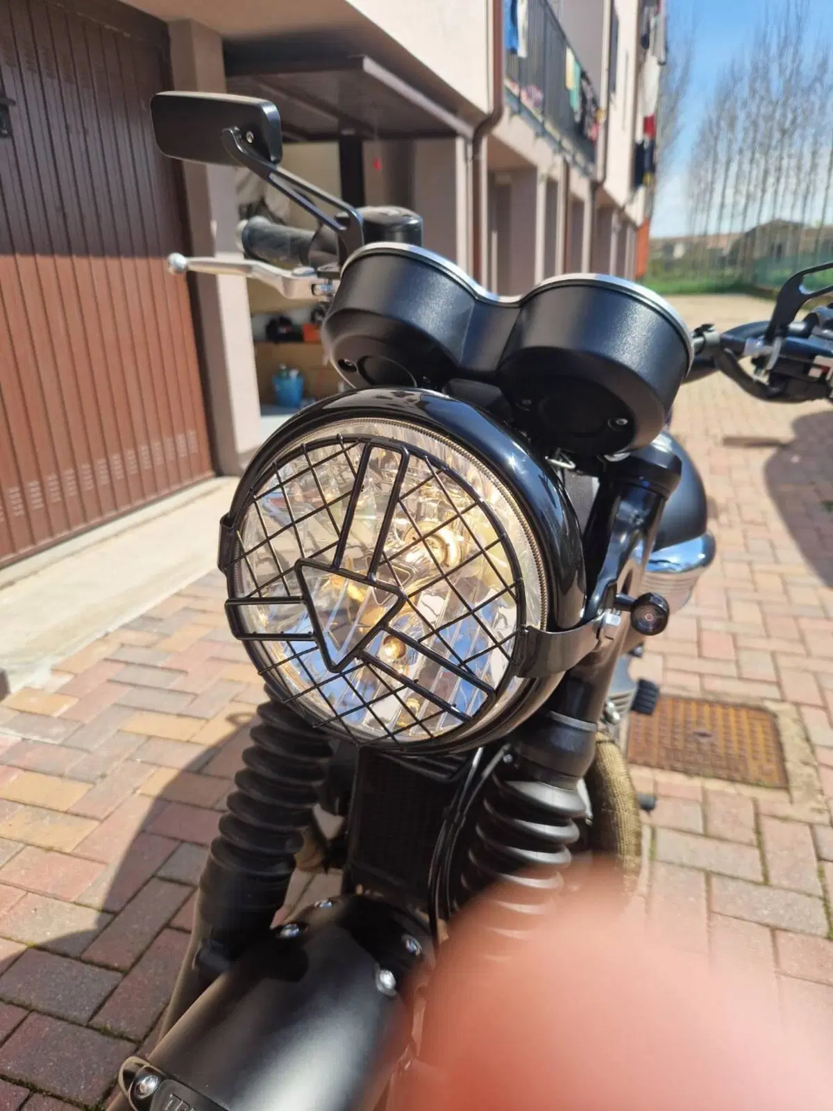 Triumph Bonneville T100 Black (2017 - 20) (5)
