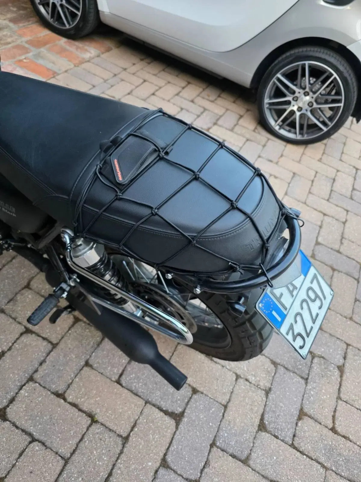 Triumph Bonneville T100 Black (2017 - 20) (9)