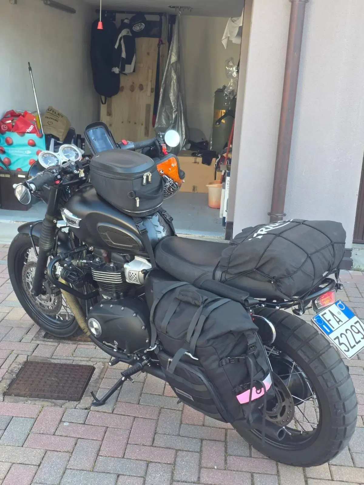 Triumph Bonneville T100 Black (2017 - 20) (13)