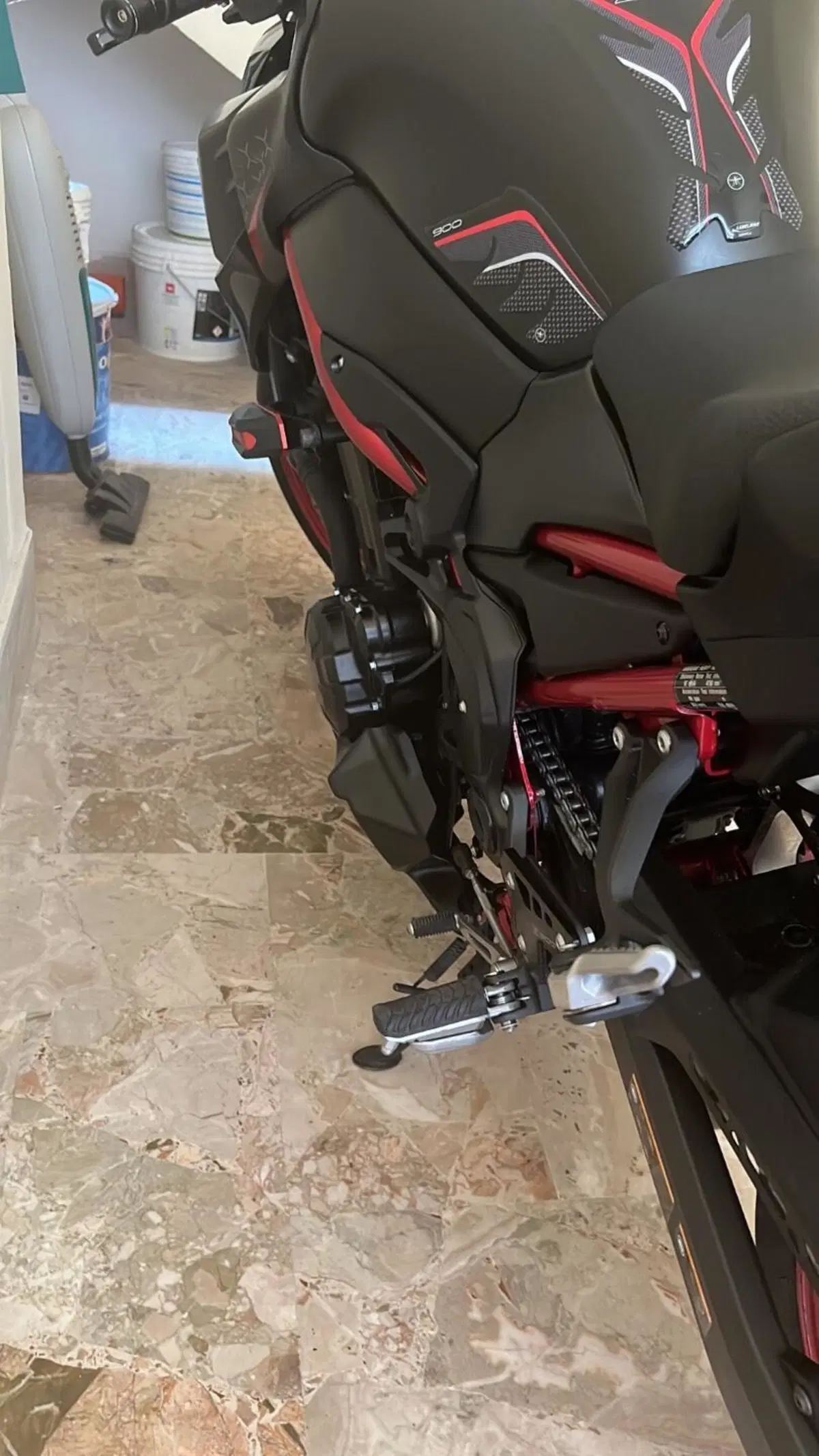 Kawasaki Z 900 (2021 - 24) (2)