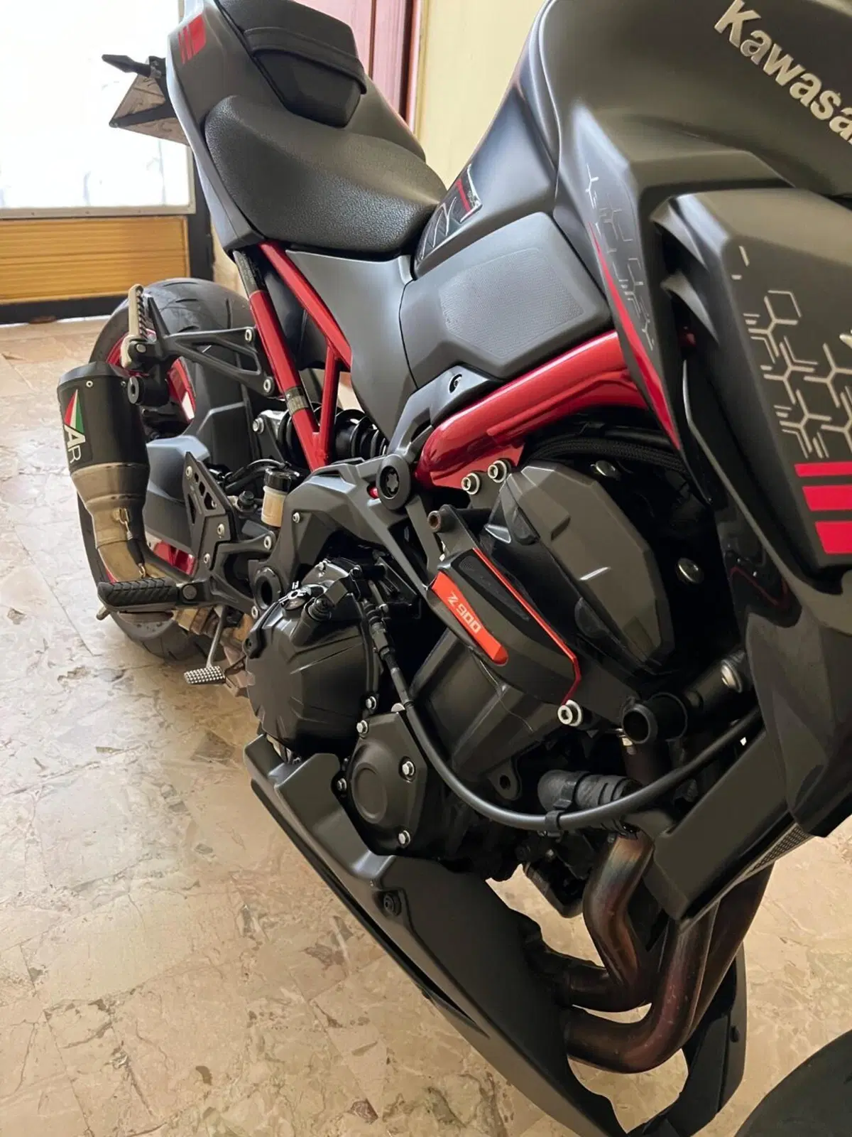 Kawasaki Z 900 (2021 - 24) (3)
