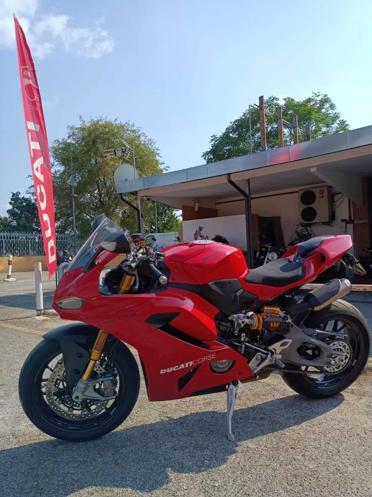 Ducati Panigale V2 S (2025 - 26) (2)