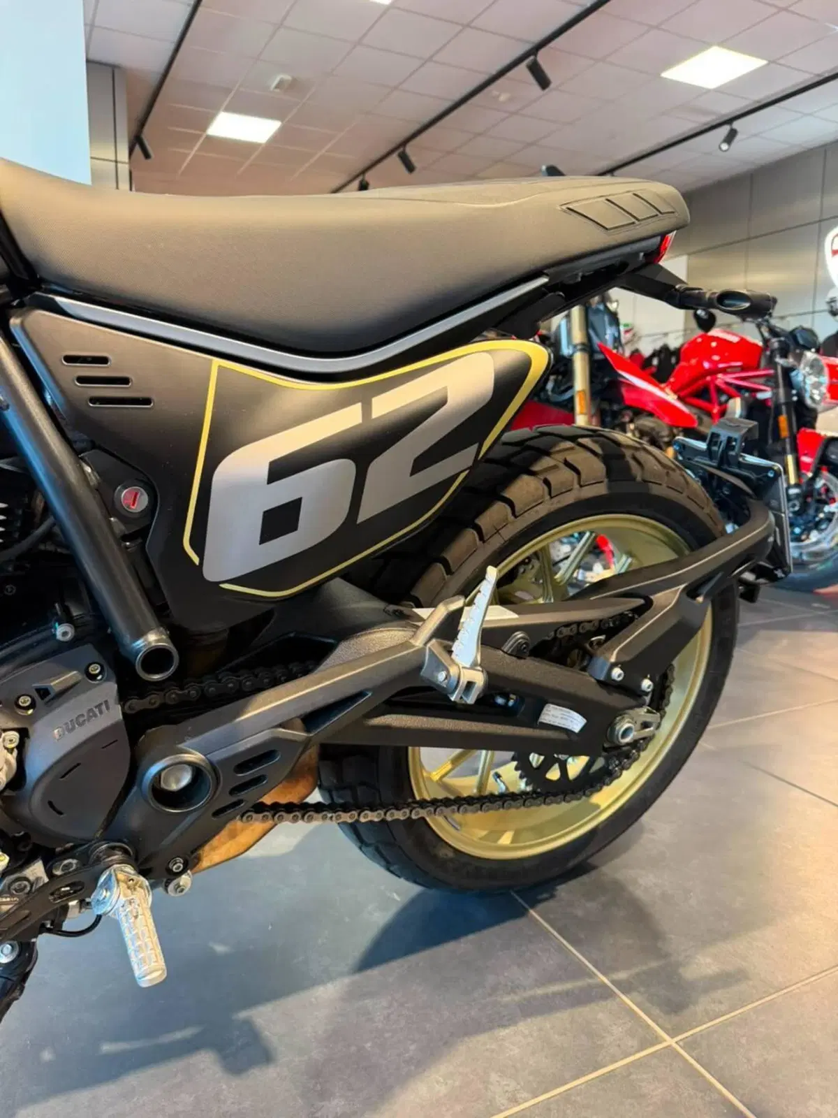 Ducati Scrambler 800 Full Throttle (2025 - 26) (12)