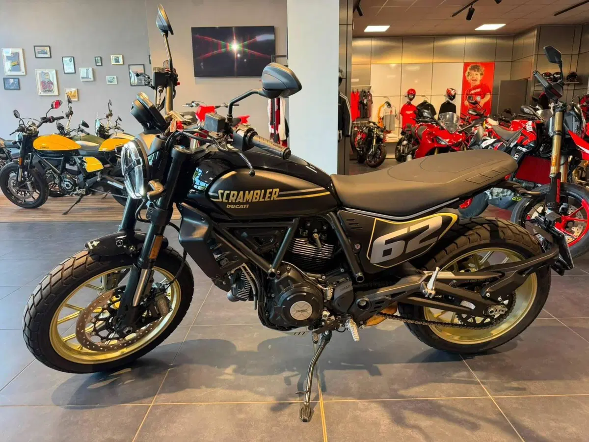 Ducati Scrambler 800 Full Throttle (2025 - 26) (7)