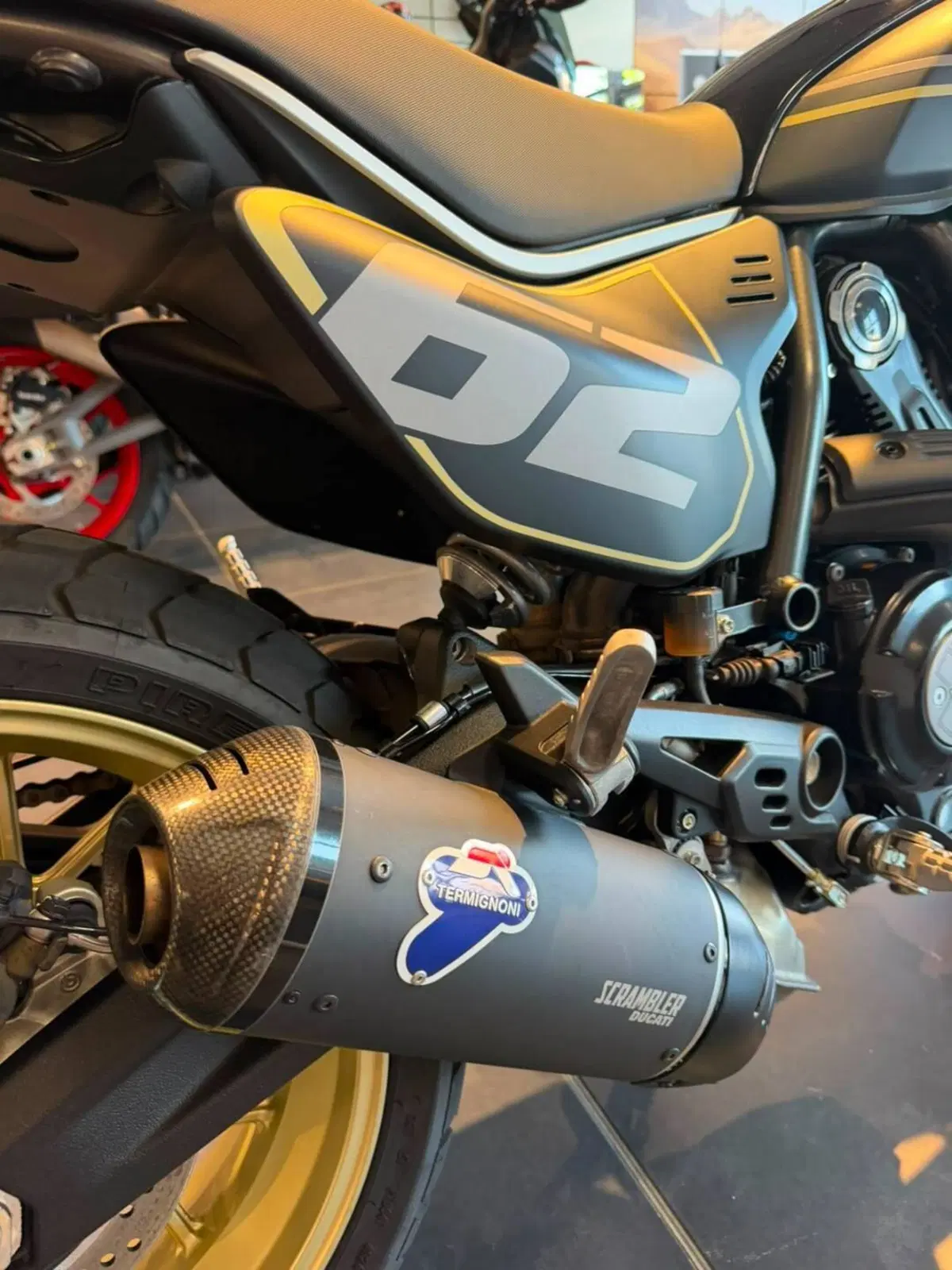 Ducati Scrambler 800 Full Throttle (2025 - 26) (18)