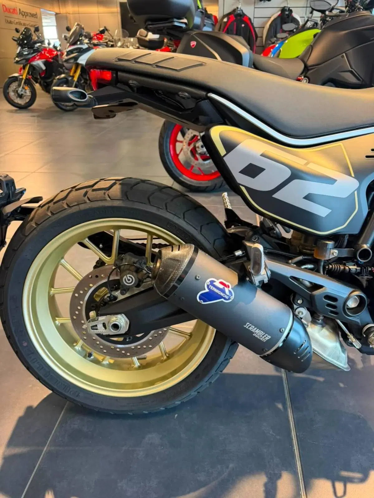 Ducati Scrambler 800 Full Throttle (2025 - 26) (19)