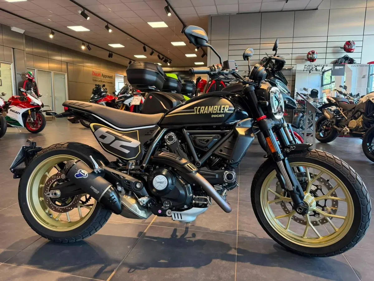 Ducati Scrambler 800 Full Throttle (2025 - 26)