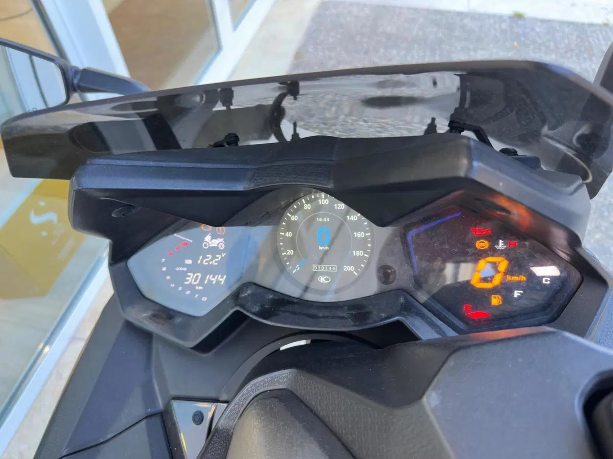 Kymco AK 550 (2017 - 19) (9)