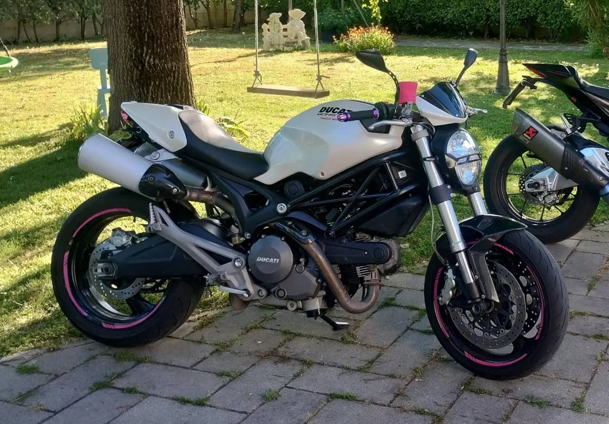 Ducati Monster 696 Plus (2007 - 14)