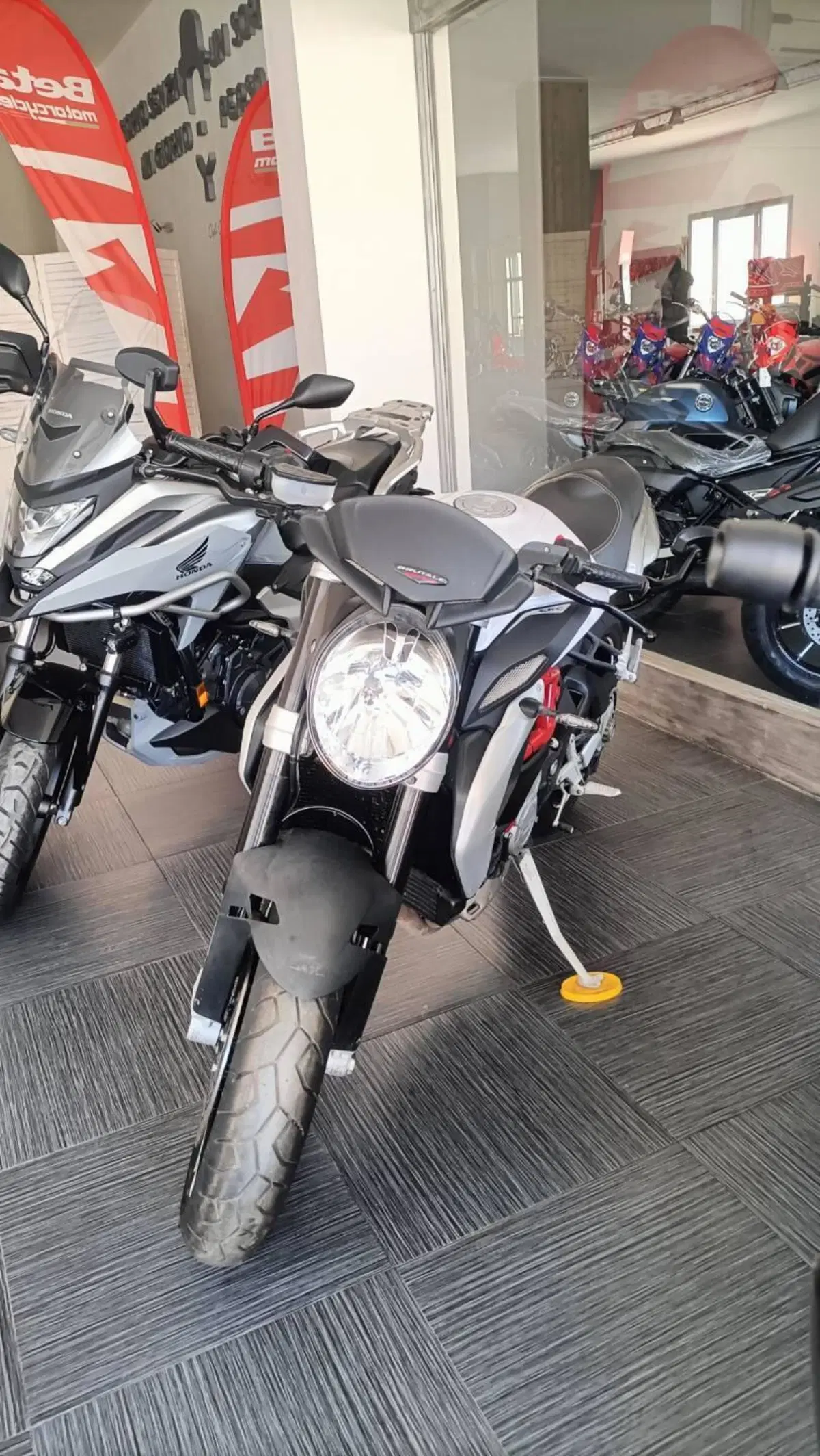 MV Agusta Brutale 800 EAS ABS (2016 - 19)