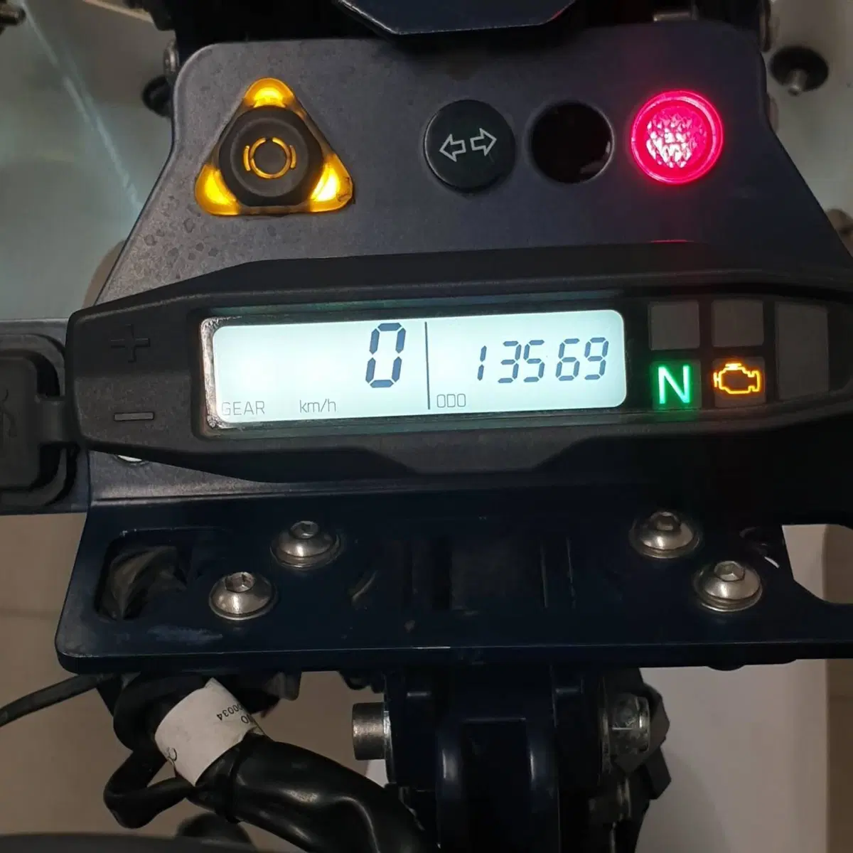 Husqvarna 701 Enduro (2023 - 25) (3)
