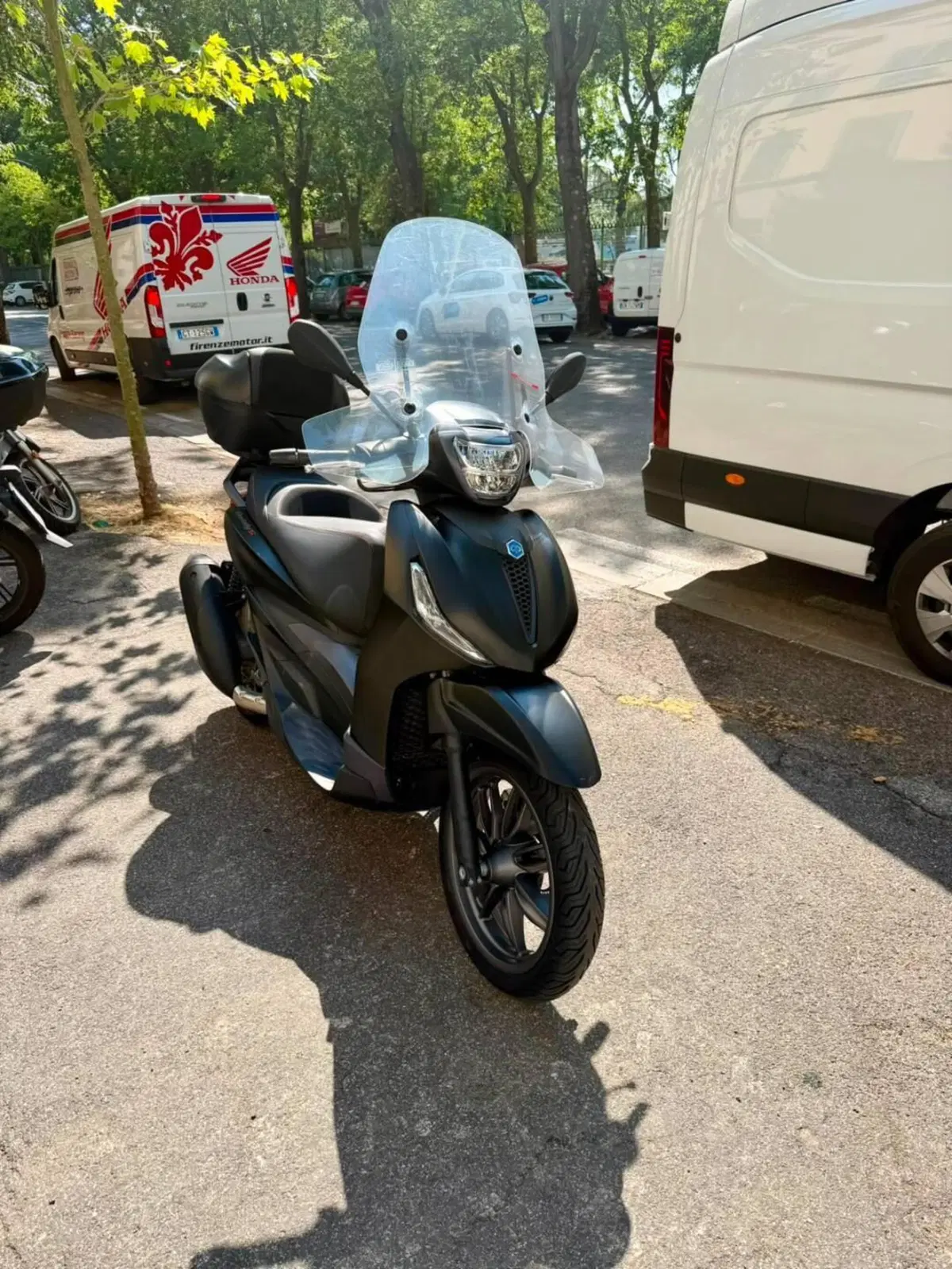 Piaggio Beverly 300 S ABS-ASR (2021 - 25) (4)