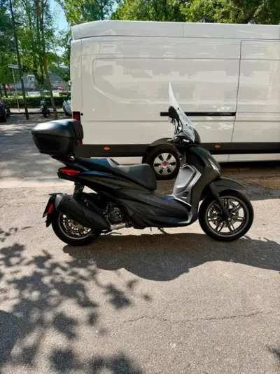 Piaggio Beverly 300 S ABS-ASR (2021 - 25) usata