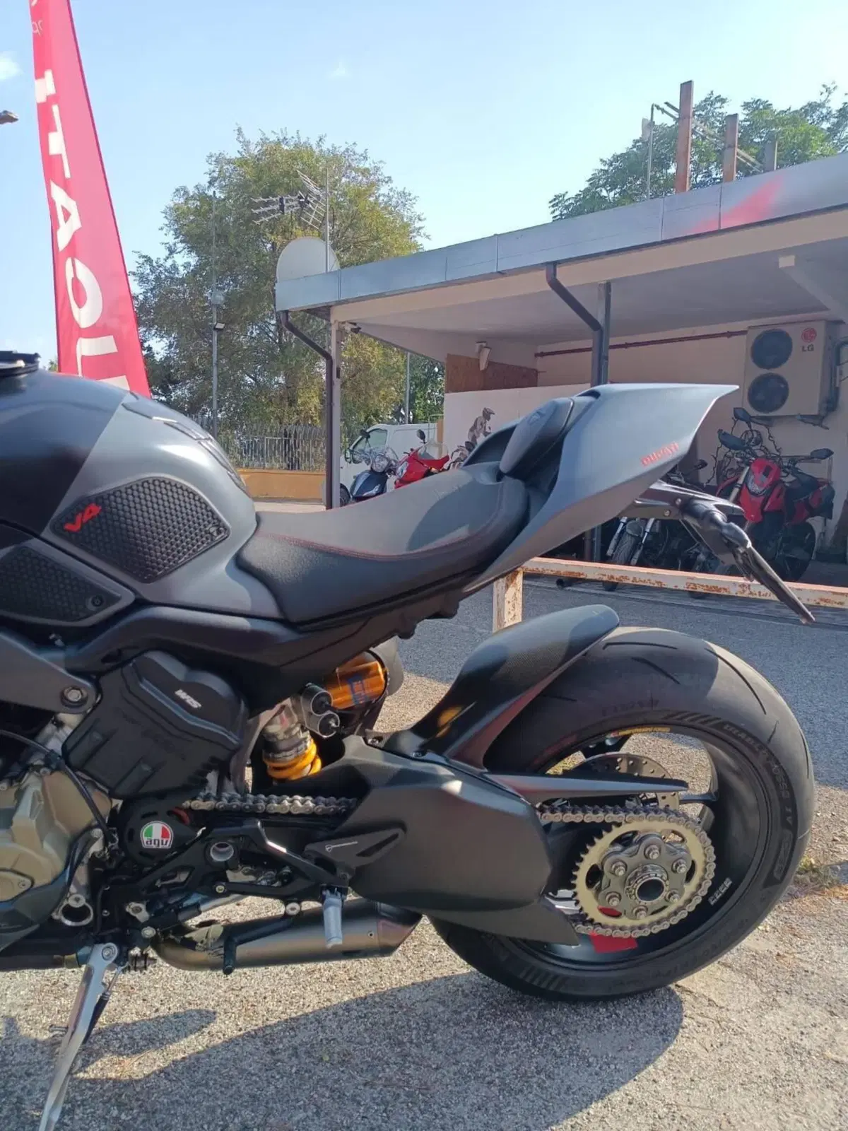 Ducati Streetfighter V4 S (2023 - 24) (7)