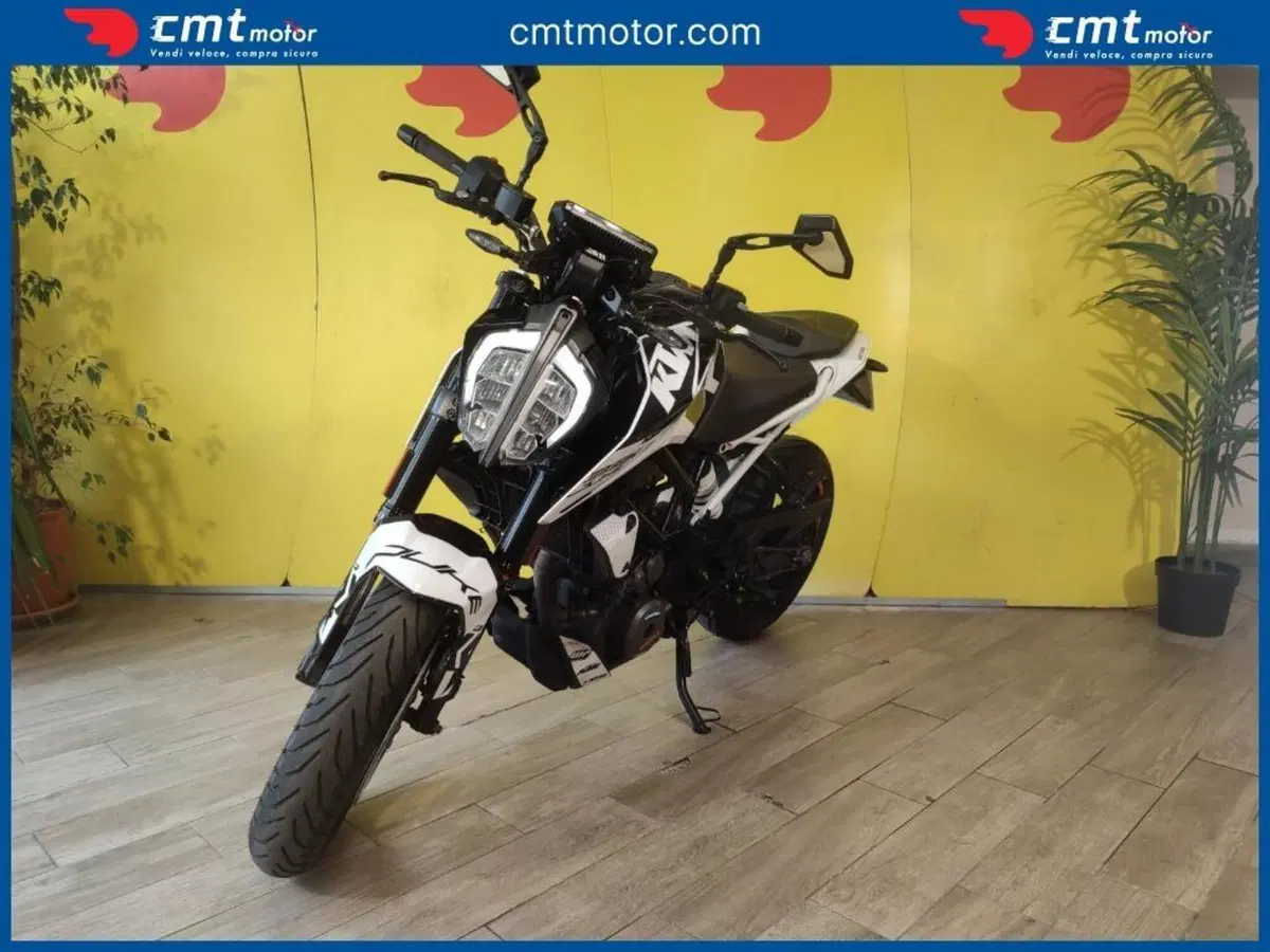 KTM 390 Duke (2021 - 23) (2)