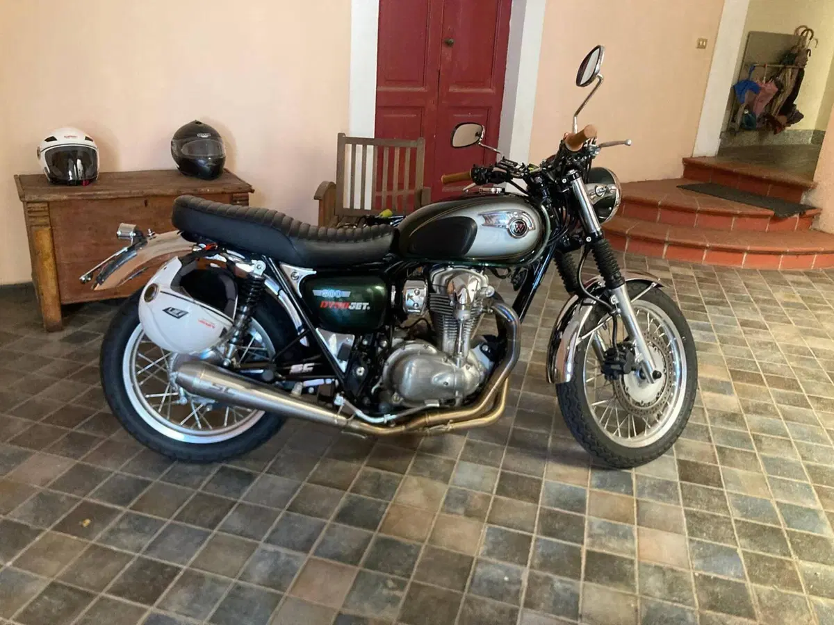 Kawasaki W 800 (2010 - 17)