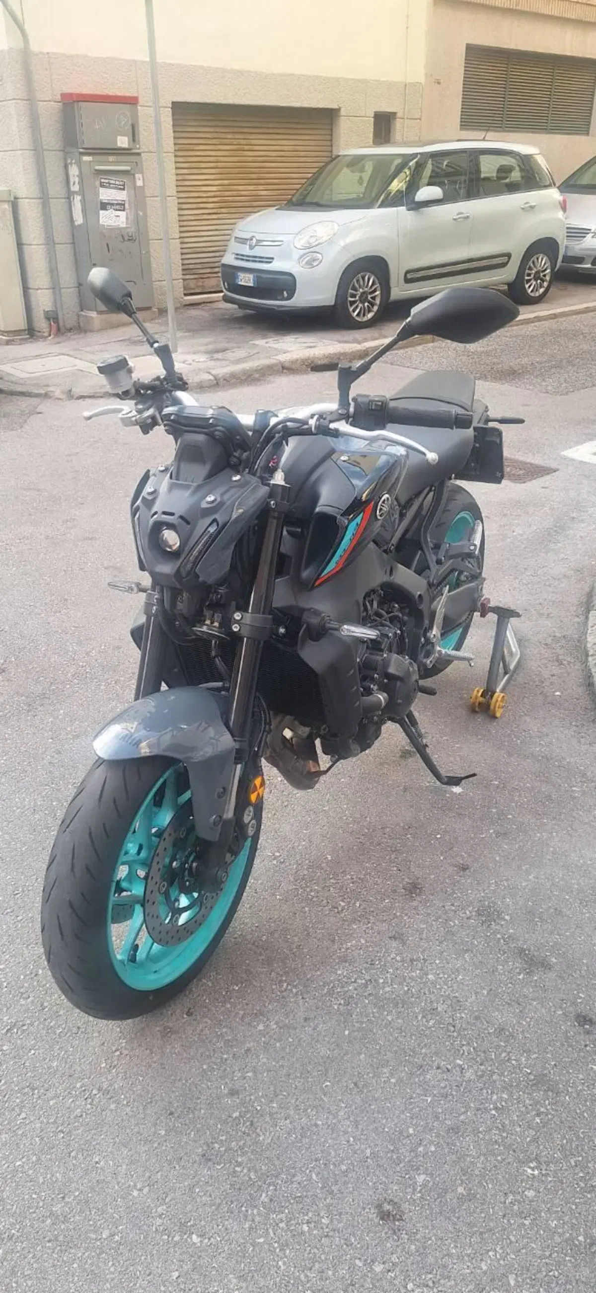 Yamaha MT-09 (2021 - 23) (3)