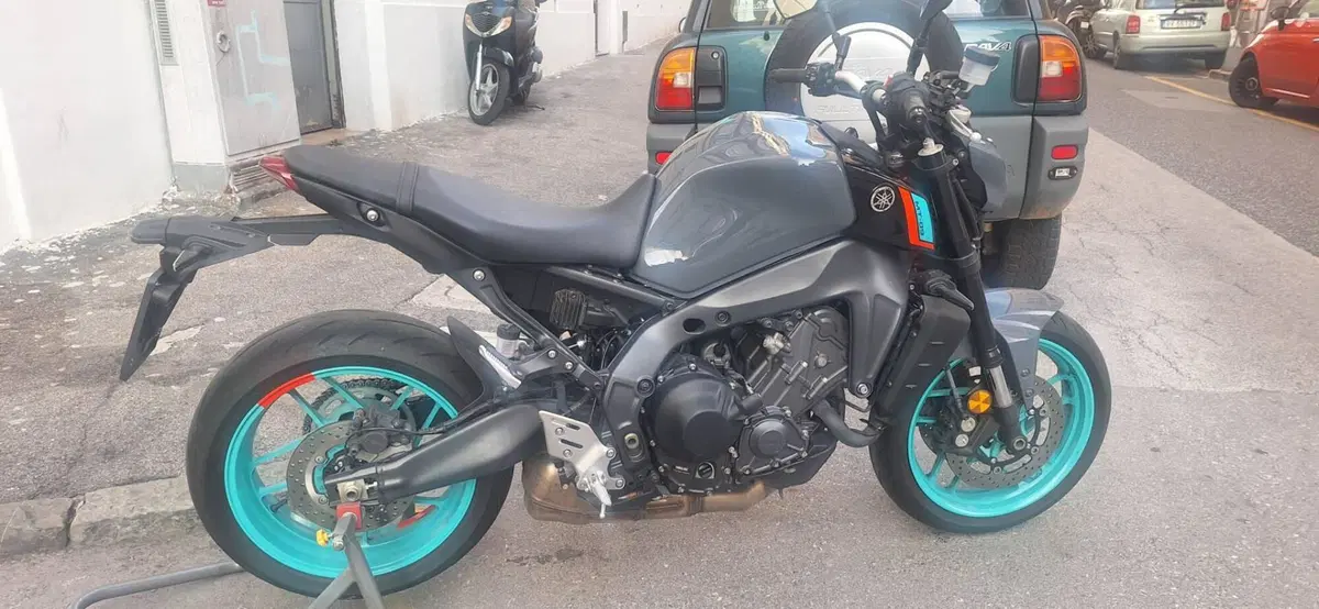 Yamaha MT-09 (2021 - 23) (5)